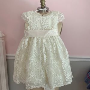 Beautiful Luli & Me girls lace dress.